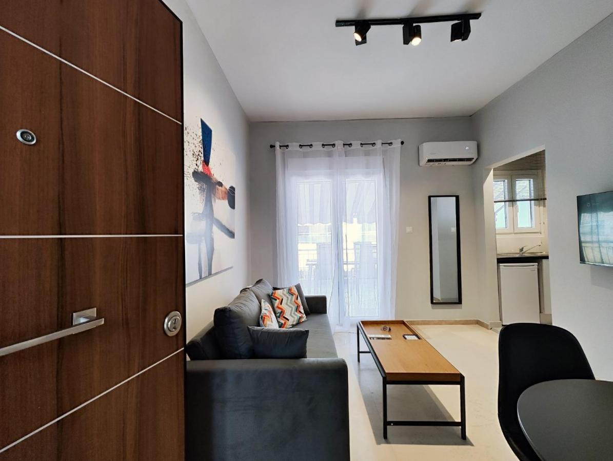 Zea Apartments Пирея Екстериор снимка