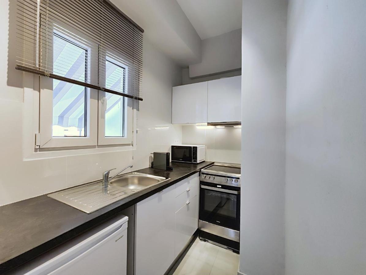 Zea Apartments Пирея Екстериор снимка